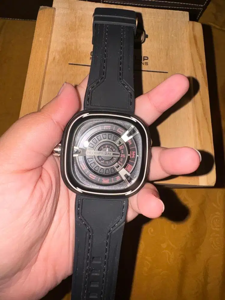 Seven Friday SF M1-04 NFC Punk LIMITED EDITION