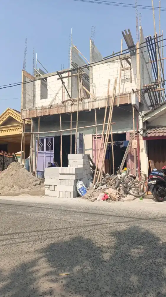 Ahli bangunan dan arap baja ringan