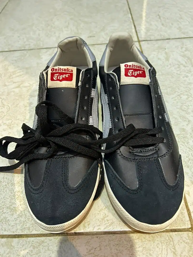 Onitsuka tiger premium