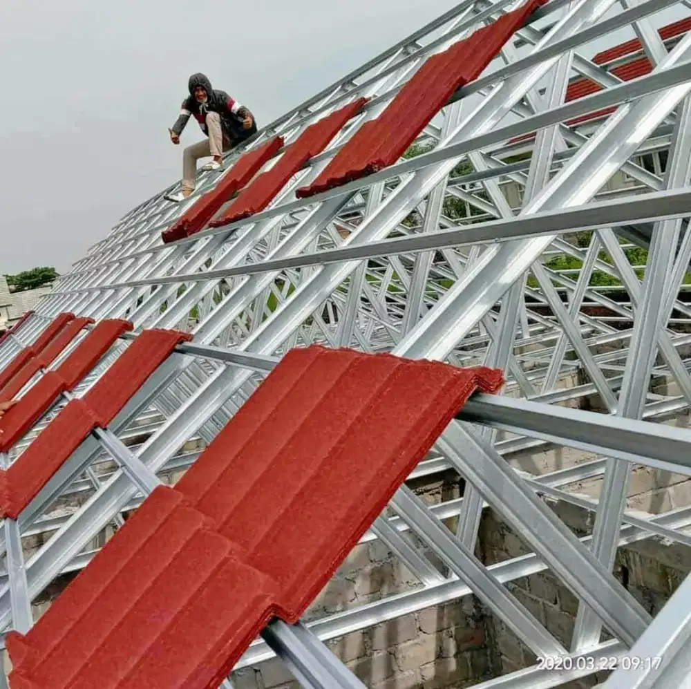 Rangka atap baja+genteng