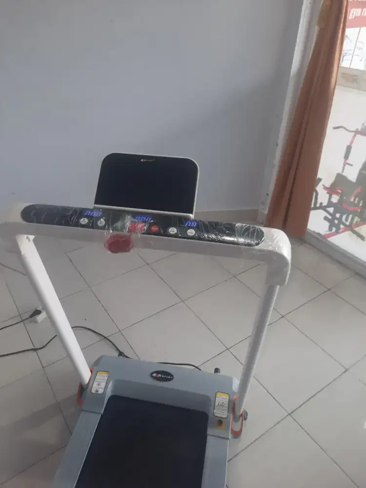 Treadmill elektrik rgf missouri