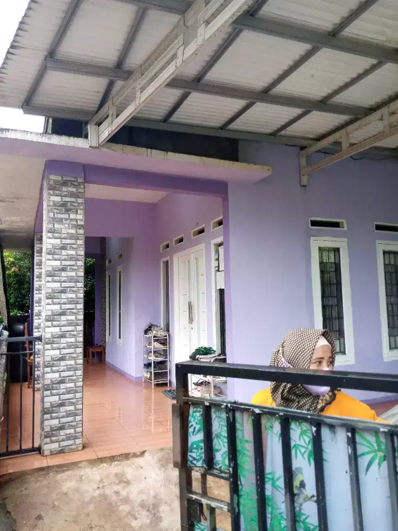 Rumah dijual murah pinggir jalan desa masuk mobil.jalan aspal.