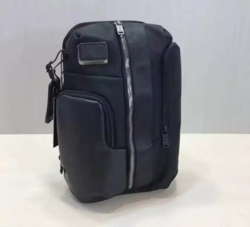 Tas Tumi Alpha Bravo Smith Bodybag Crossbody Selempang Pria men