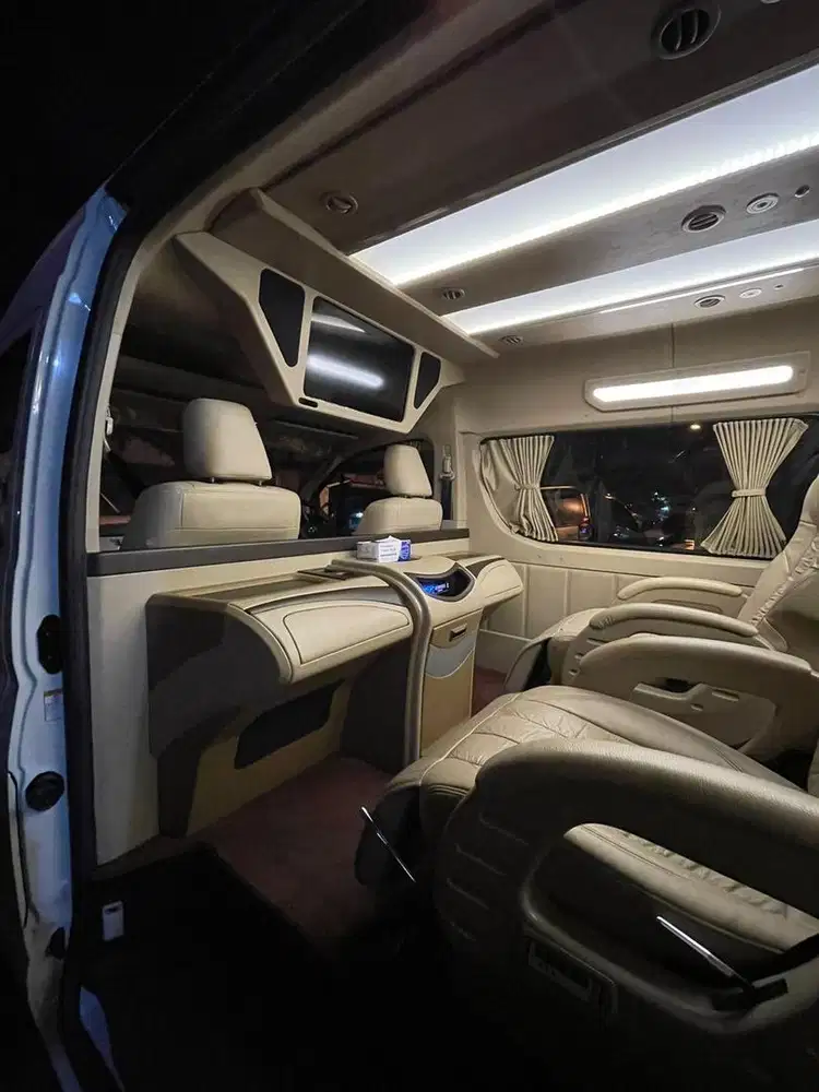 Rental Hiace premio Luxury medan