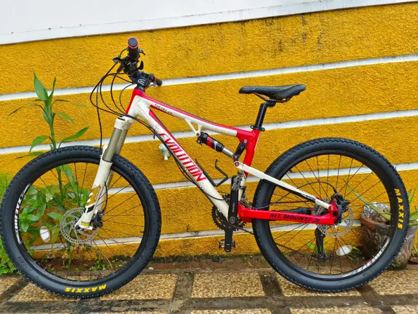 Dijual sepeda MTB seken evolution