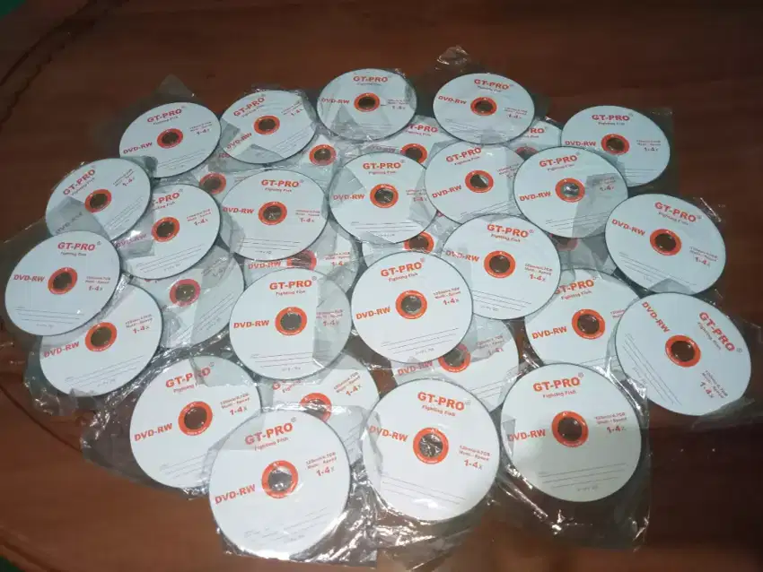 BORONGAN 33 pcs DVD RW GT PRO BARU
