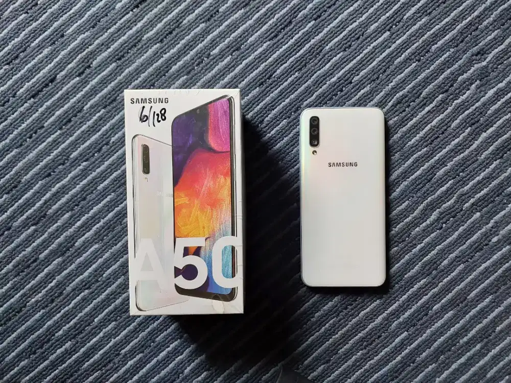 Samsung A50  rum 6 memori 128