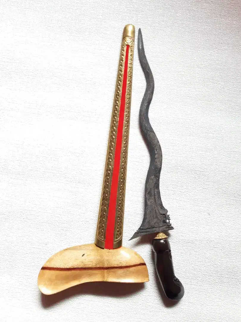 Keris naga siluman