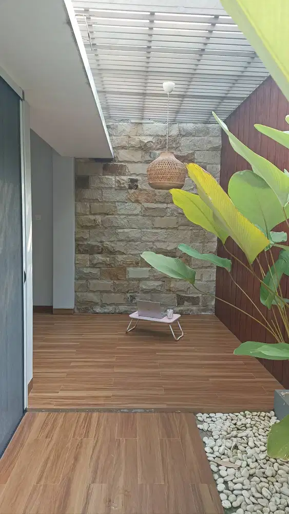 Rumah cantik, estetik, bangunan baru di legenda wisata jual cepat