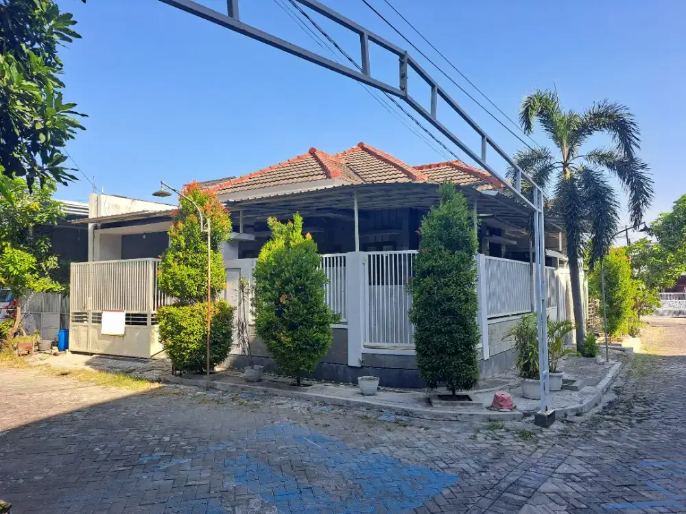 Rumah Pojok Minimalis Serembi Dekat GKB