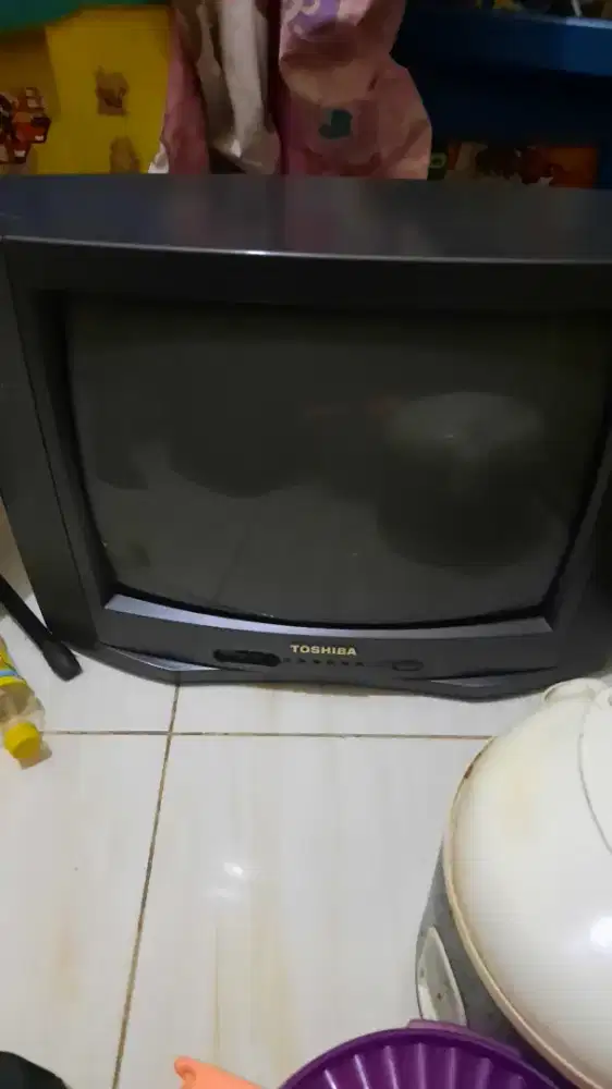 TV Tabung Toshiba 20 Inch