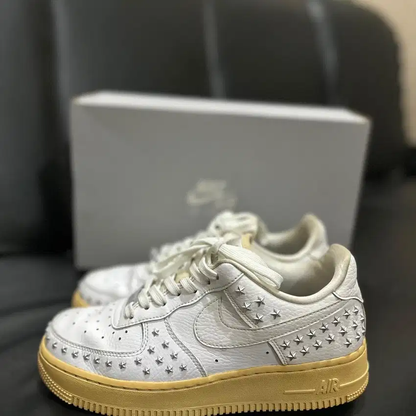 Sepatu Nike Air Force 1 Low '07 XX White Studded