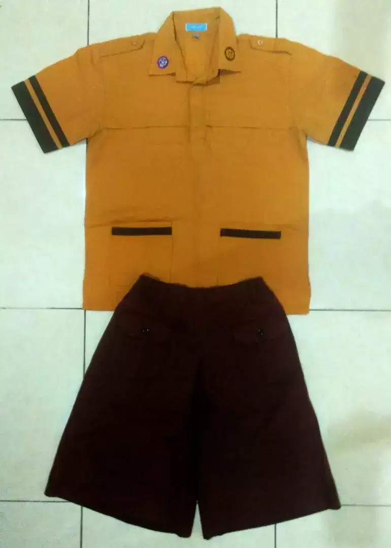 1 set Baju Seragam Pramuka Siaga Perempuan