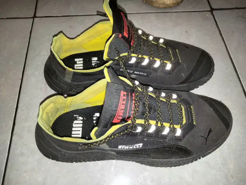 Sepatu Puma Pirelli