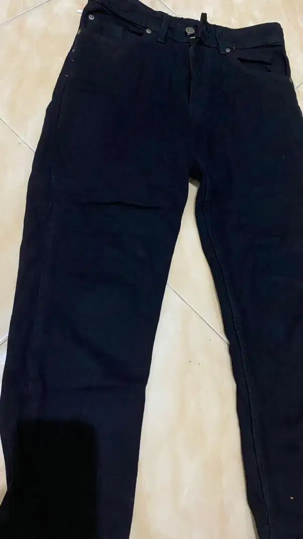 Celana Jeans Boyfriend Hitam