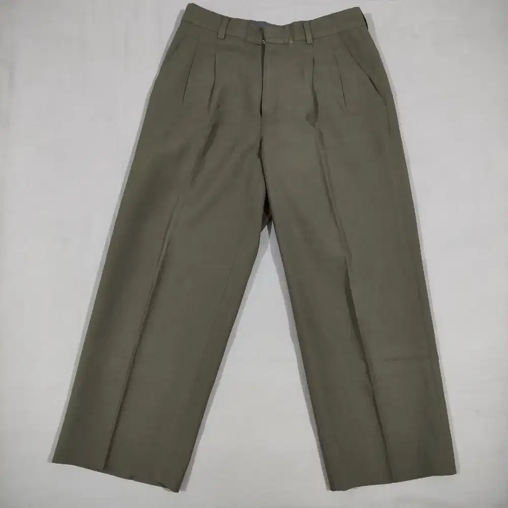 Celana Panjang Ankle Pants Trousers Celana bahan Hijau Army Size 28 29