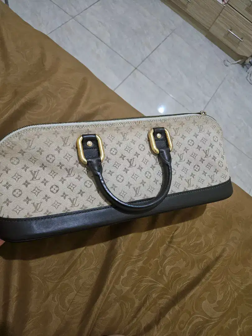 Lv original vintage bag