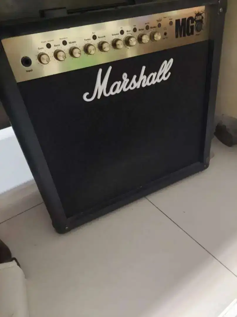 AMPLIFIER GUITER MERK MARSHALL MG