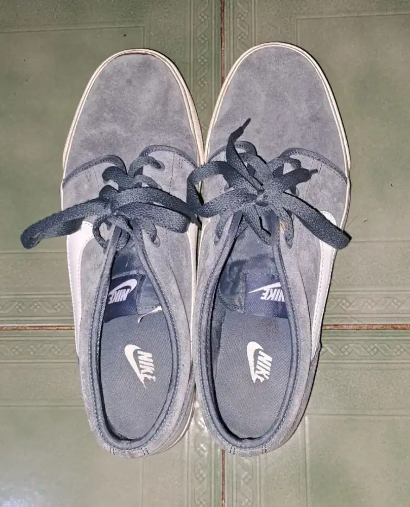 Sepatu Nike Sneakers