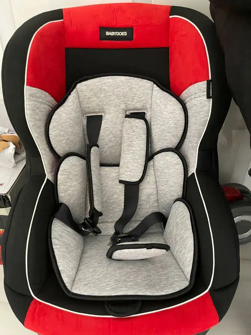 DIJUAL CARSEAT BABYDOSE 875