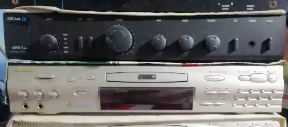 Arcam Alpha 5 Plus stereo amplifier,main in England