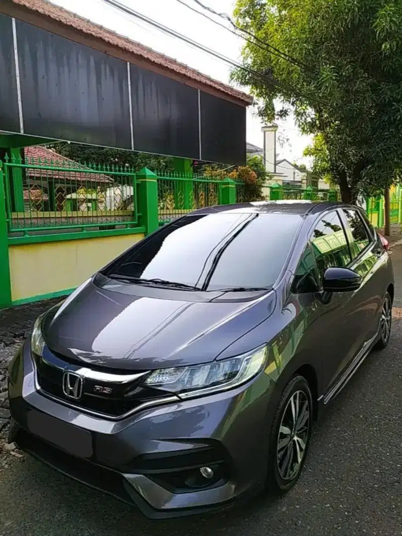 Jazz RS 2019 CVT 1.5Automatic Abu2 Mtlk(B) Lowkm Original TopCondition