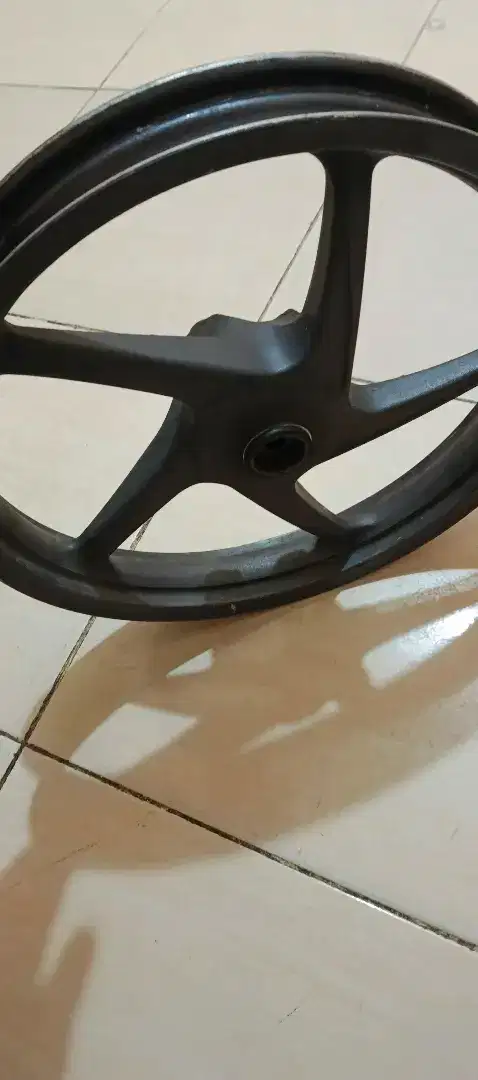 Dijual Velg depan bekas Beat 2014