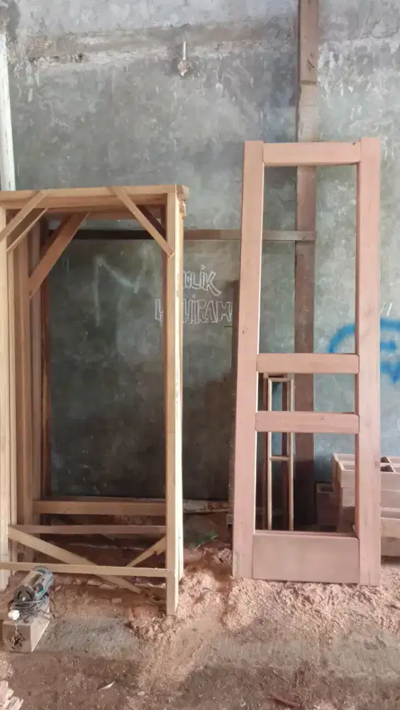 KAYU MERANTI BARU 1 SET