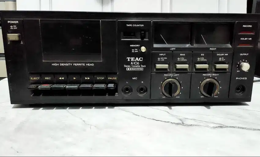 Teac A-106 Tape Deck