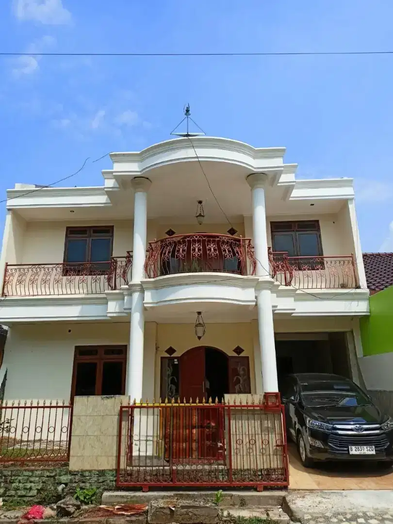 Rumah 2 lantai BU