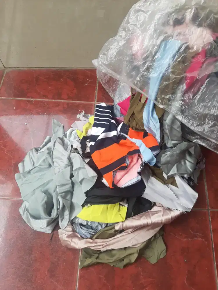 KAIN PERCA UKURAN KECIL ISI SANDSACK