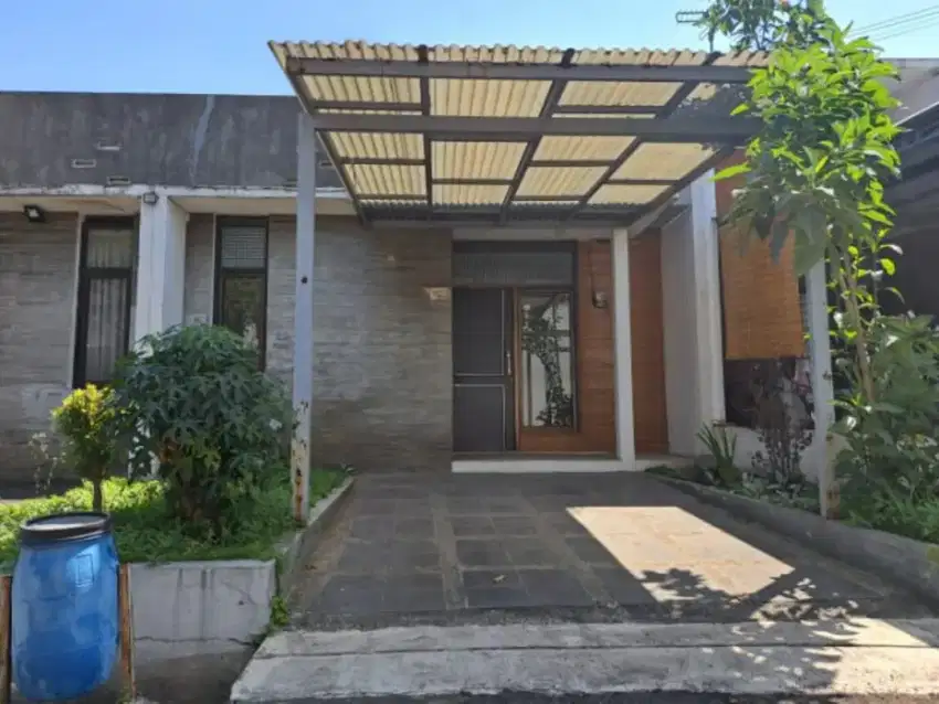 Butuh mendesak rumah Cluster Pesona Ciwastra  500 jt an di bawah pasar