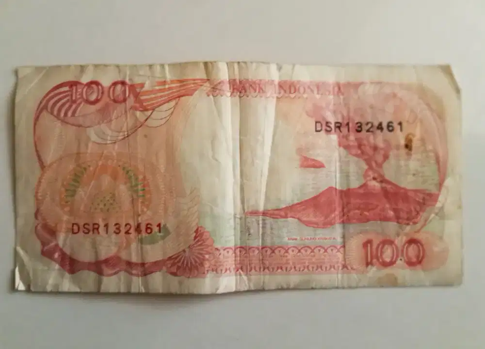 Uang kertas 100 Krakatau