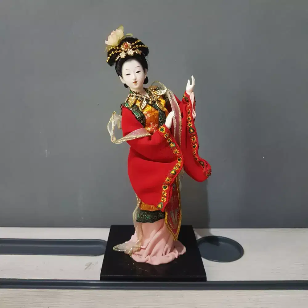 Pajangan Boneka Vintage Jepang Asia Kimono Geisha