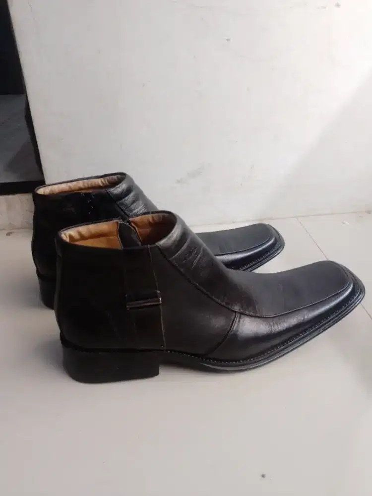 Sepatu kotama size 41-42 masuk