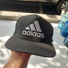 Topi Adidas original