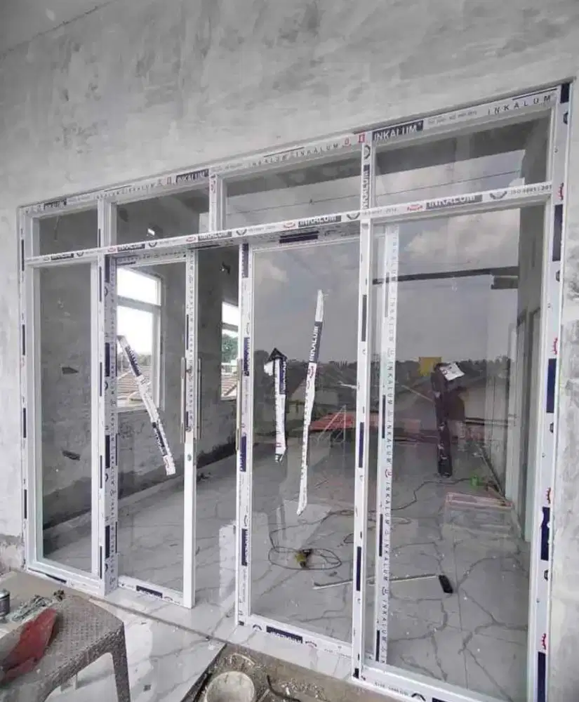 Kusen aluminium dan kaca murah