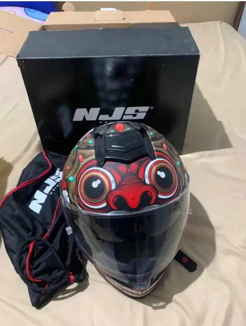 Helm Full face NJS