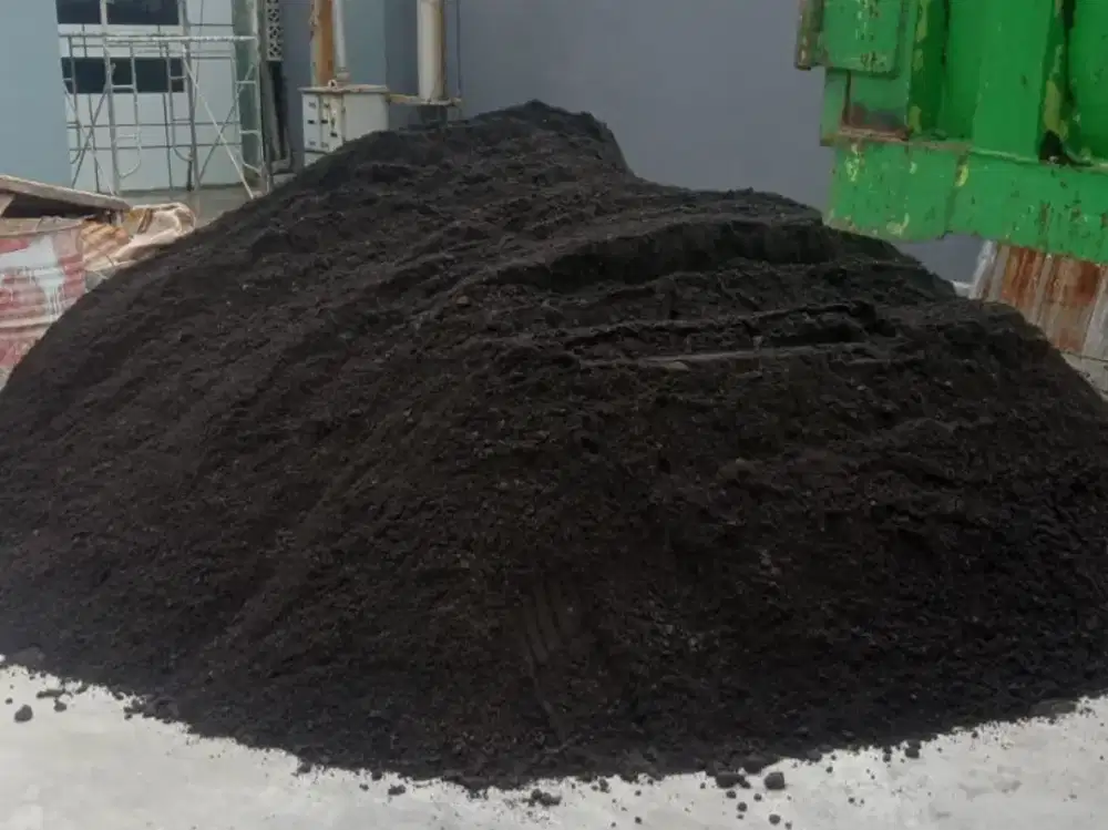 Pasir bangunan dan sirtu