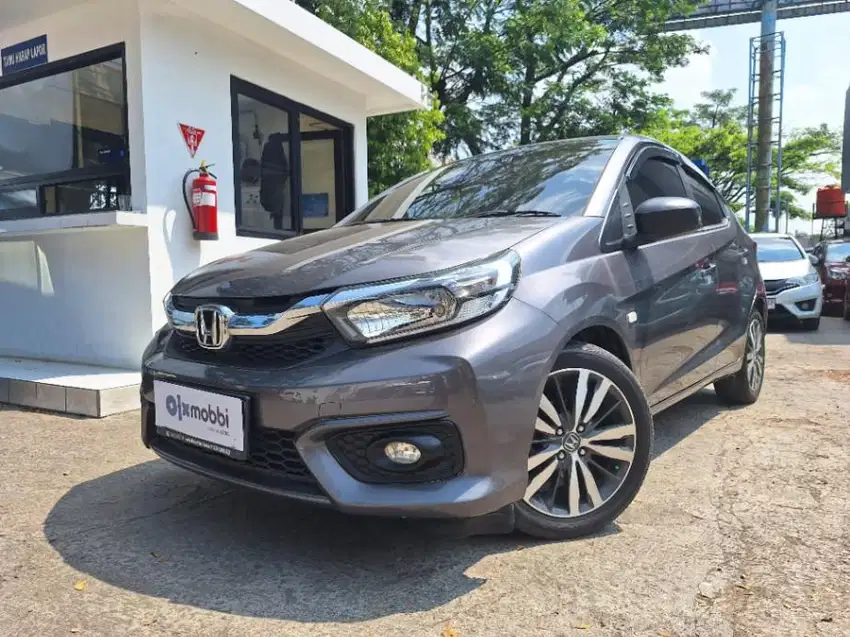 [OLXmobbi] DP Rendah - Honda Brio Satya 1.2 E Bensin-MT 2021 Abu-abu