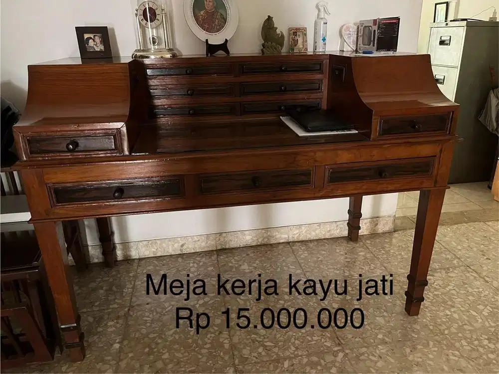 Meja Kerja Jati Vintage