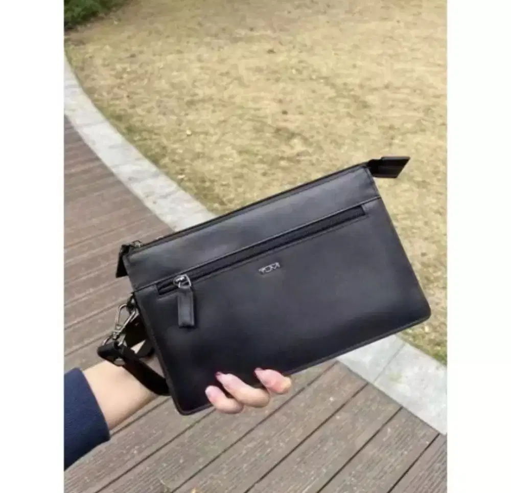 Handbag Tumi Alpha Zip Leather Black for Men