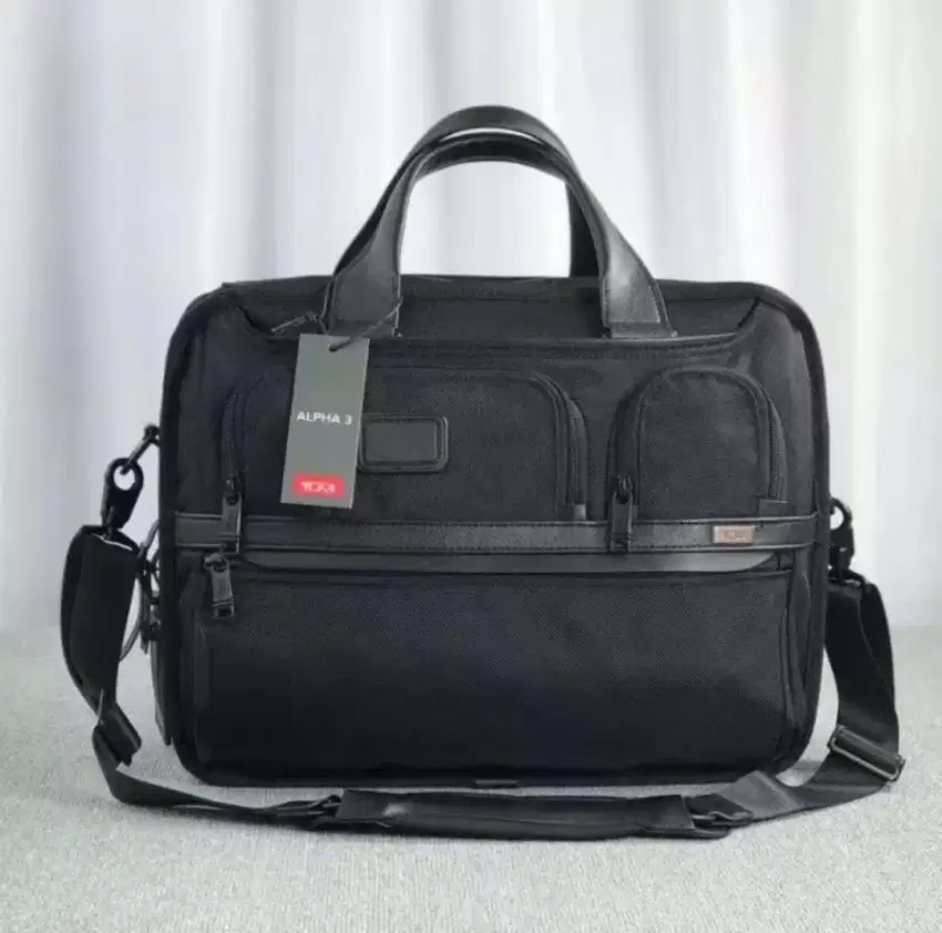 Tas Tumi Kerja Laptop Alpha Bravo Expandable Organizer Compact Bag
MEN