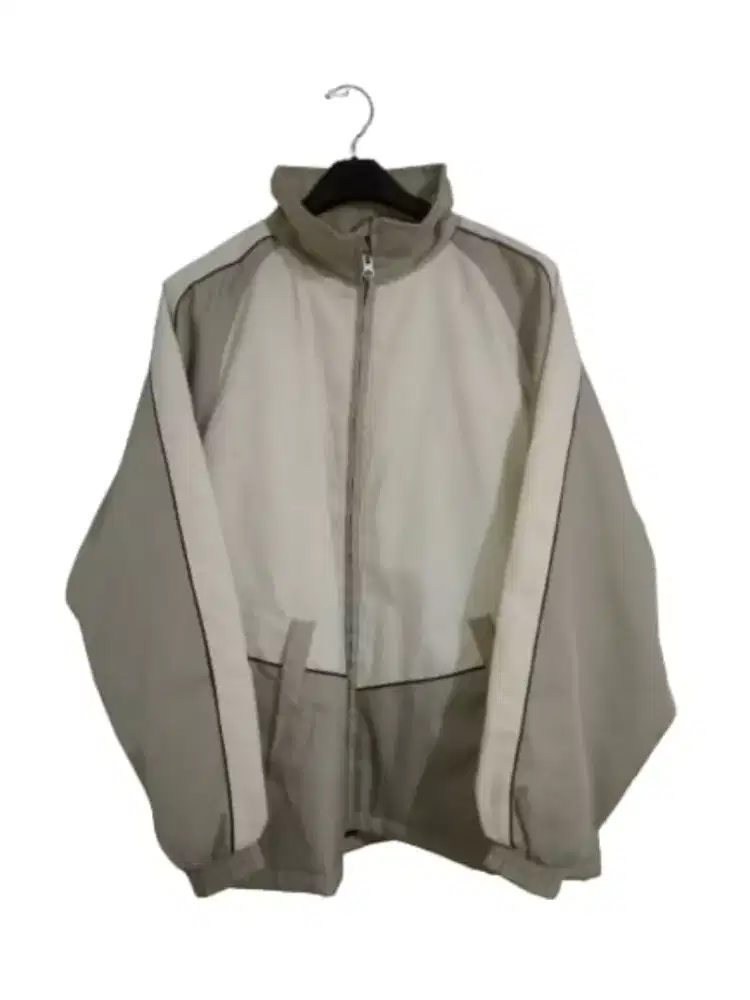 Jaket Gunung Ukuran S