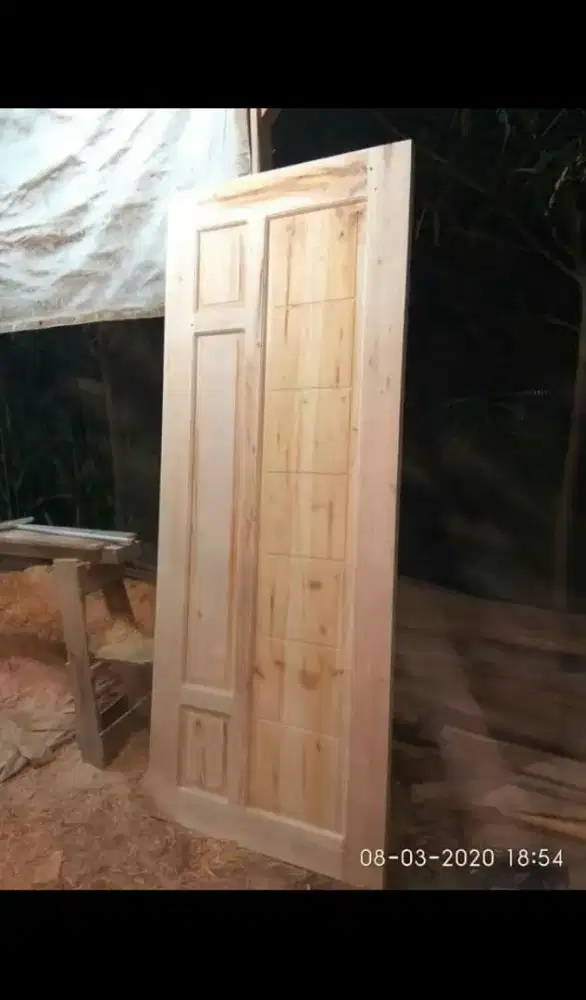 DAUN PINTU & KUSEN MINIMALIS