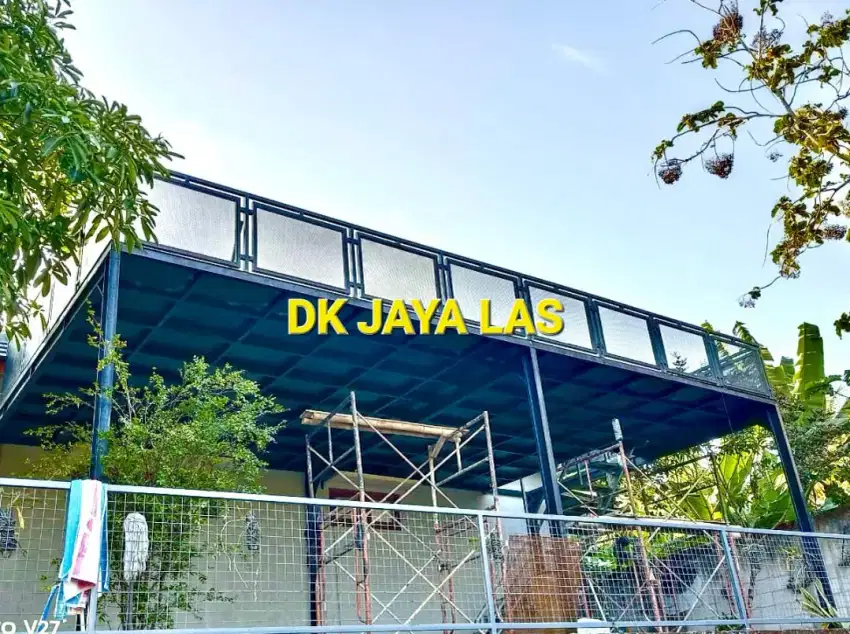 Mezzanine lantai 2. Kanopi minimalis. Pagar balkon dll