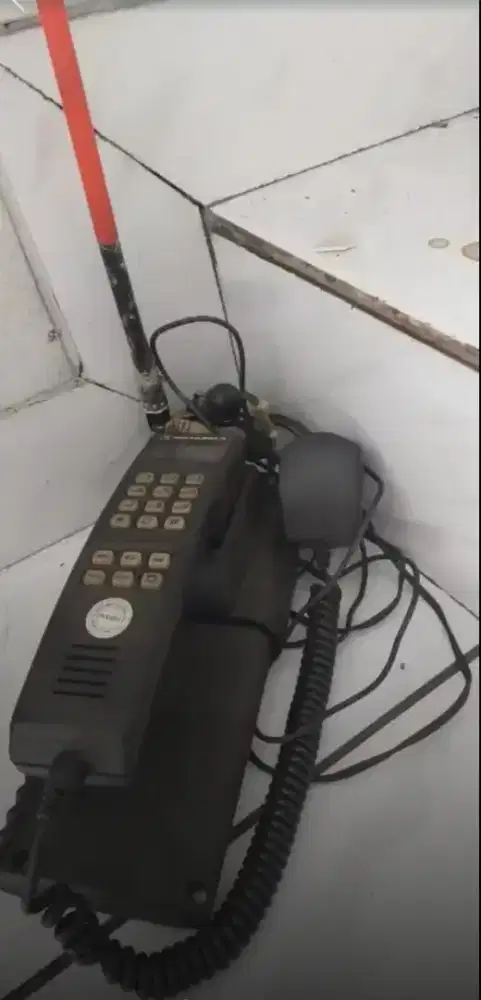 telepon mobil motorola jadul