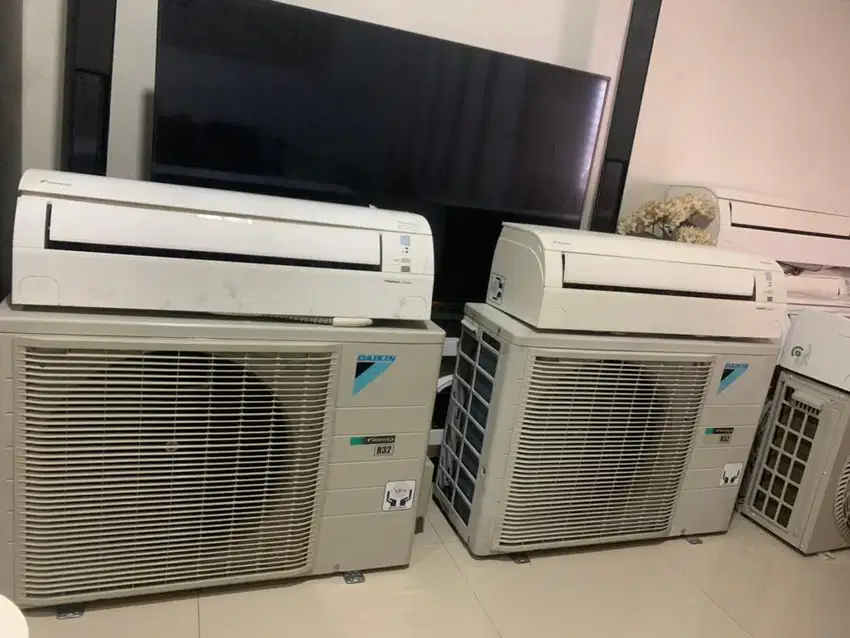 Ac daikin inverter 2pk thailand mulus original