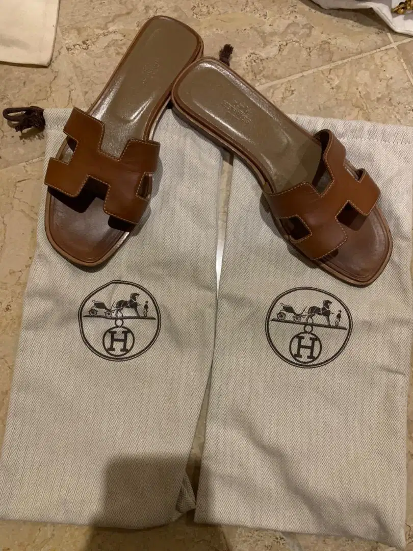 Hermes Oran Sandal Brown