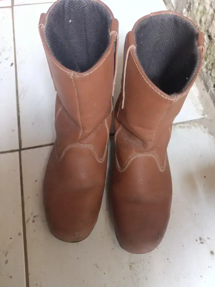 Sepatu Boots Septi warna coklat size 40 minus g ada haknyh